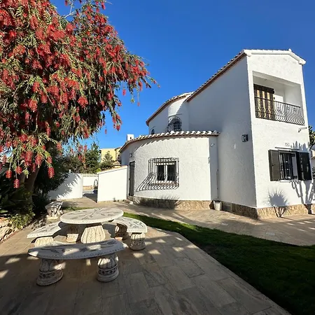 Villa La Duna De *