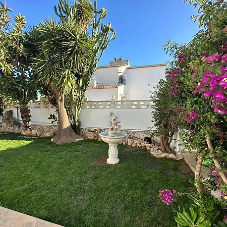 Villa La Duna De *